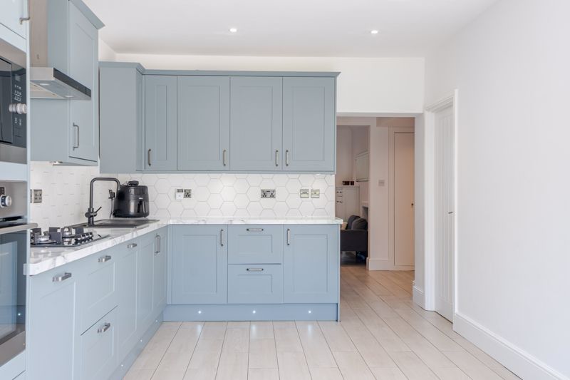 Kitchen- click for photo gallery